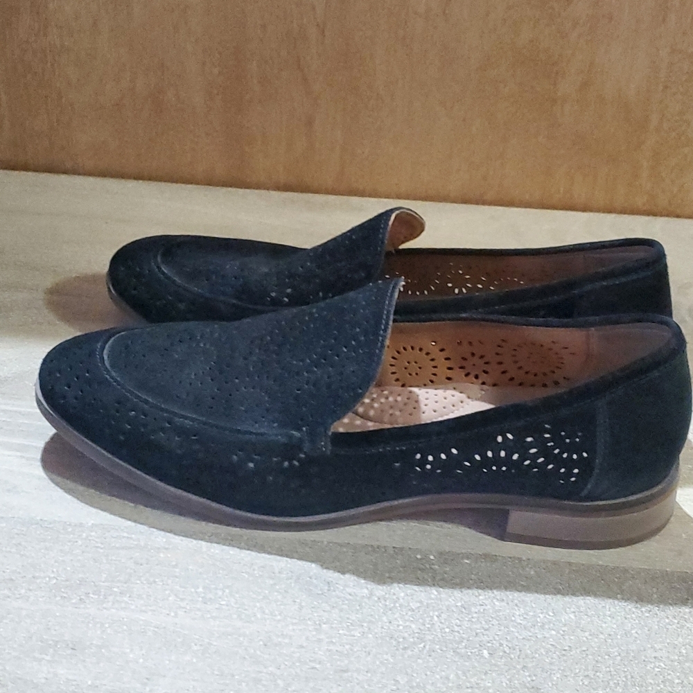 Clarks Trish Calla Loafers Black Suede Upper. Perforated. Excellent Cond. 10M